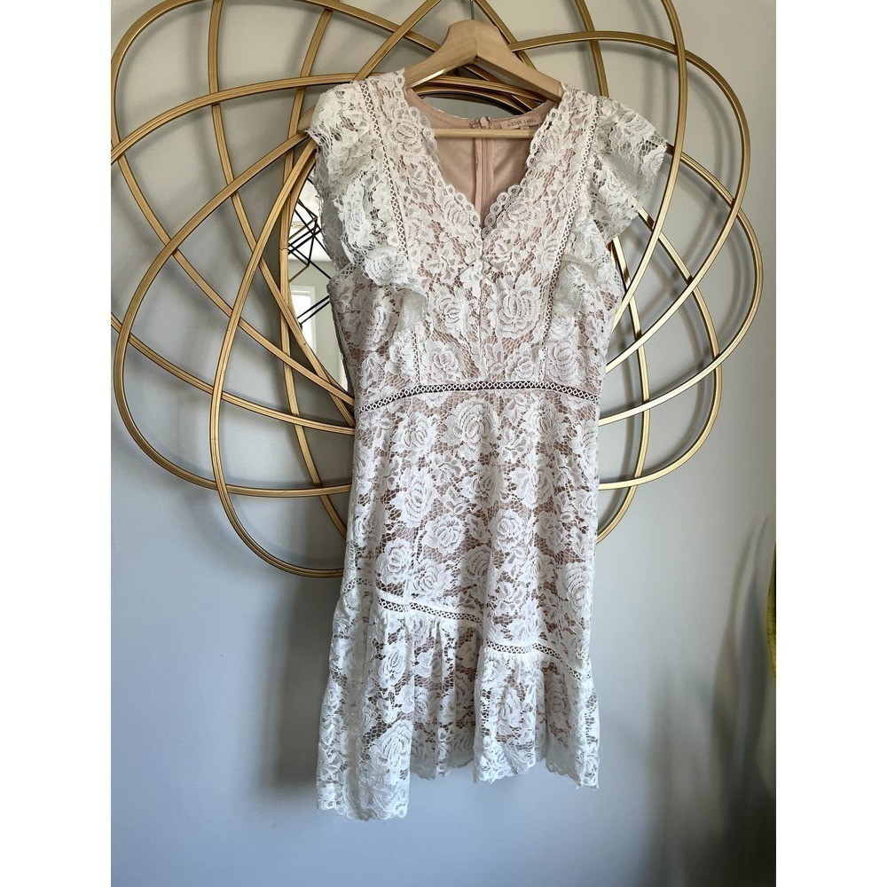 Hidden Label Creme Lace Dress size Medium